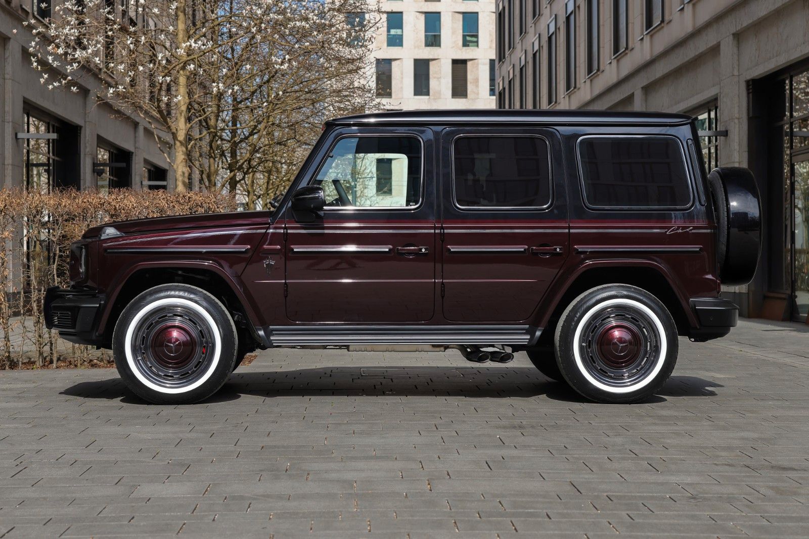 Mercedes-Benz G 63 AMG | CARLEX G-VINTAGE RUBINO | MY2026 imagem 2