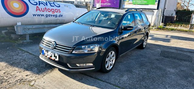 Volkswagen Passat Variant Comfortline BlueMotion-Navi-