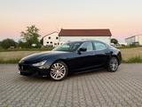 Maserati Ghibli SQ4 Aut-Navi-Kamera-Schieb-8xBereifung - Maserati Ghibli: Sq4