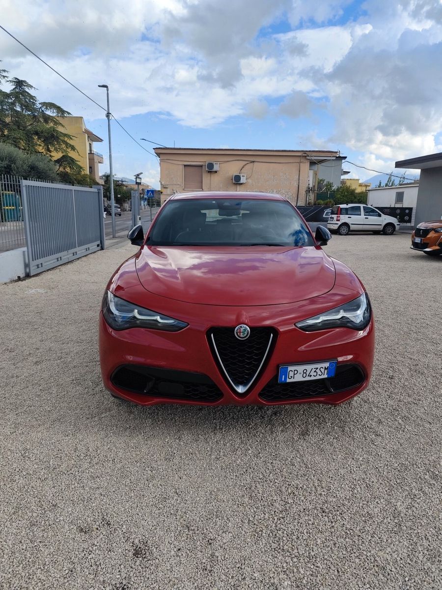 Alfa Romeo Stelvio 2.2 Turbodiesel 210 CV AT8 Q4 imagem 3