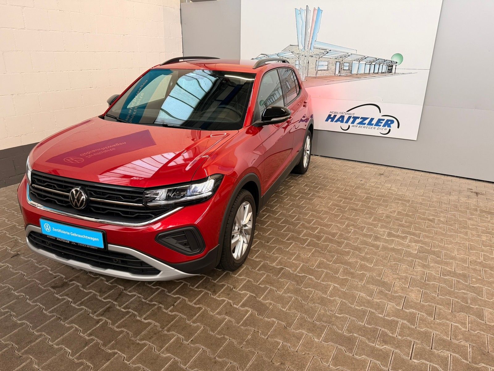 Fahrzeugabbildung Volkswagen T-Cross Goal 1.0 TSI AHK + LED + ACC + Allwetter