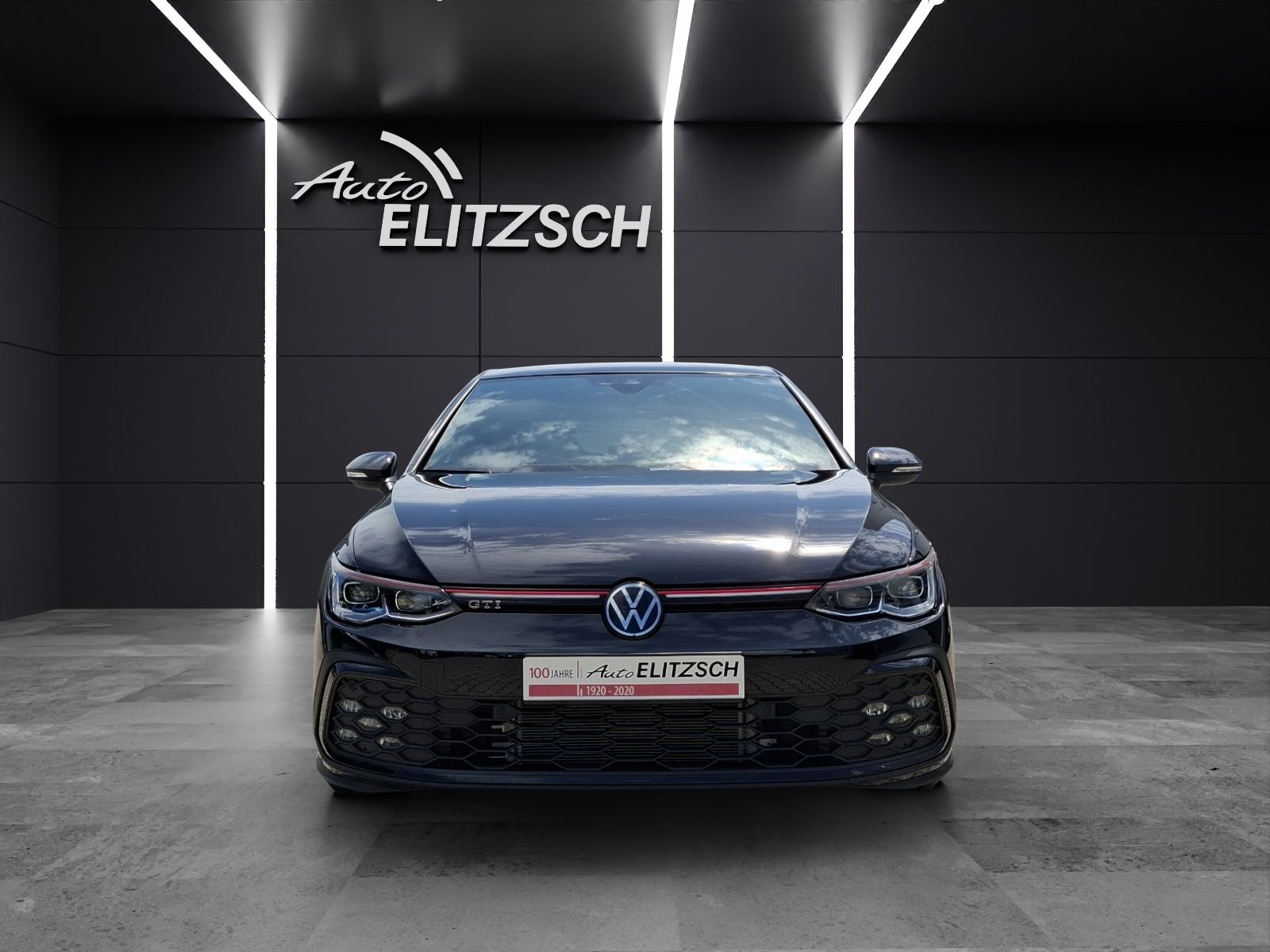 Fahrzeugabbildung Volkswagen Golf VIII GTI DSG Matrix Navi AID HUD Pano ACC R