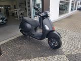 Vespa GTS 125 Super Sport - VESPA 125 GTS SUPER SPORT