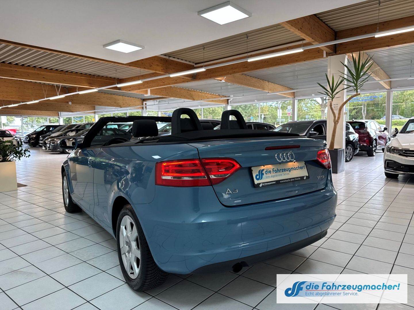 Fahrzeugabbildung Audi A3 Cabriolet Attraction 1.2 TFSI AD Alu el.SP Sp