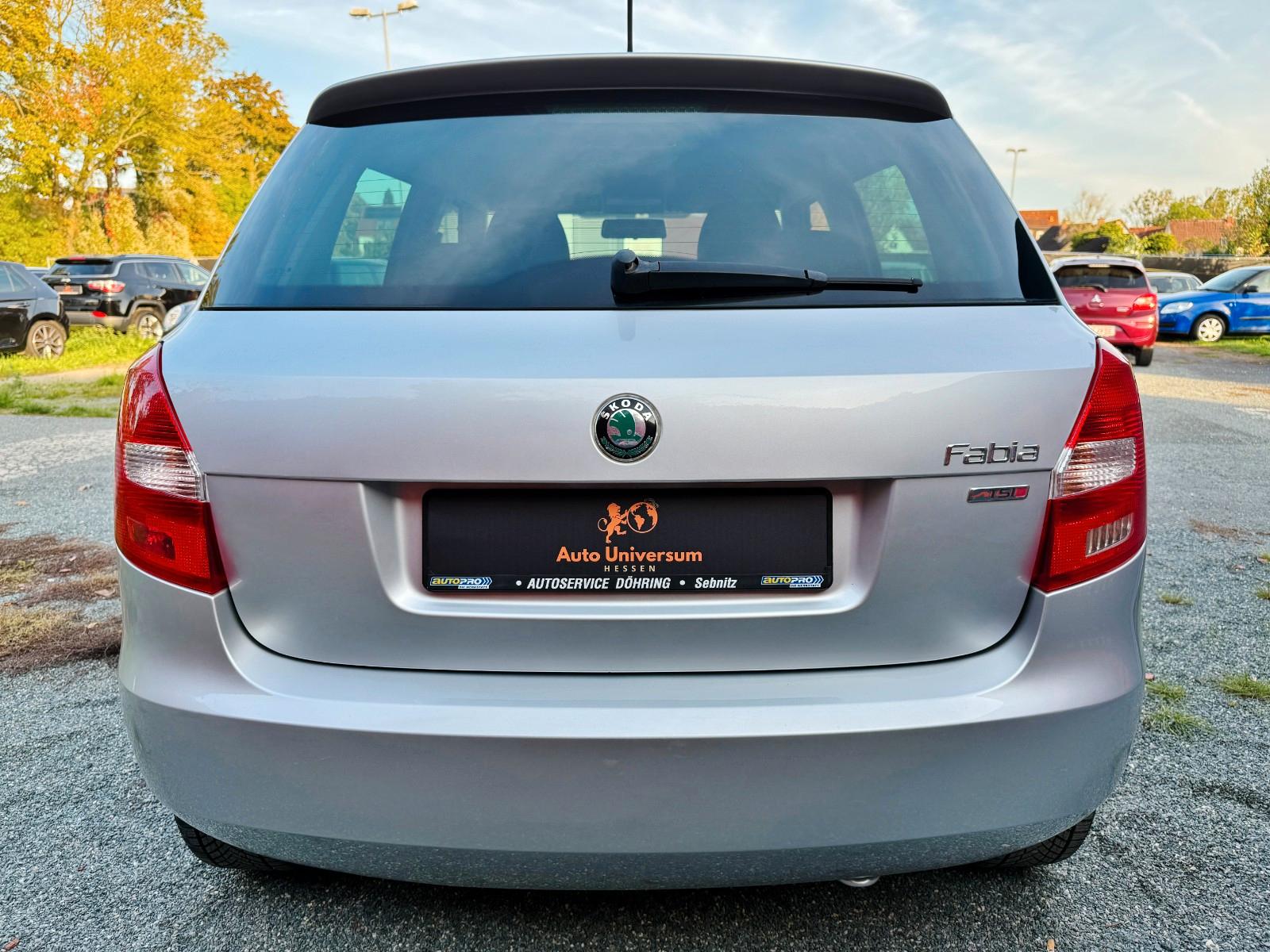 Skoda Fabia 2011 — photo 5