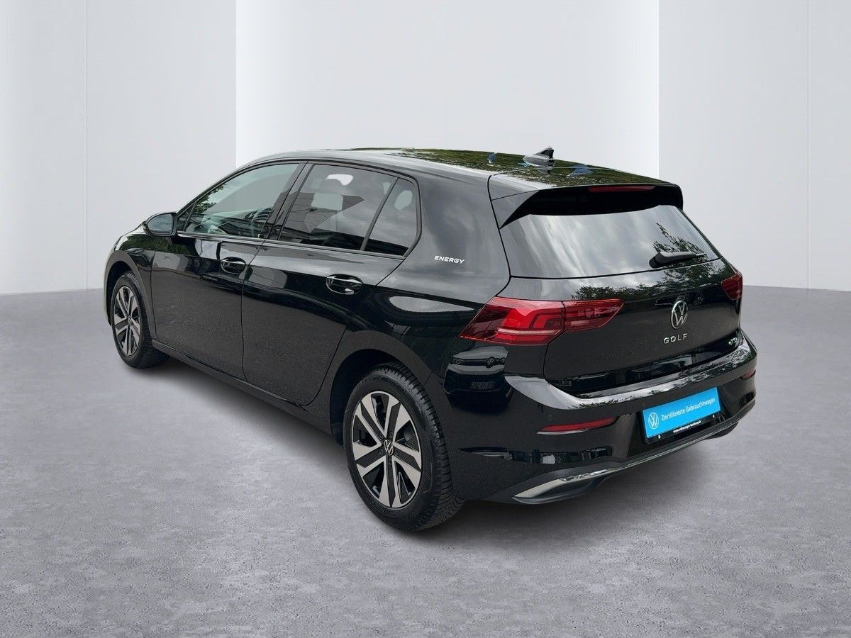 Volkswagen Golf VIII 1.5 eTSI Energy DSG Ganzjahresreifen foto 3