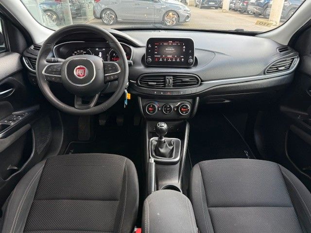 Fahrzeugabbildung Fiat Tipo Lounge 1.4l 120PS SHZ/Kamera!