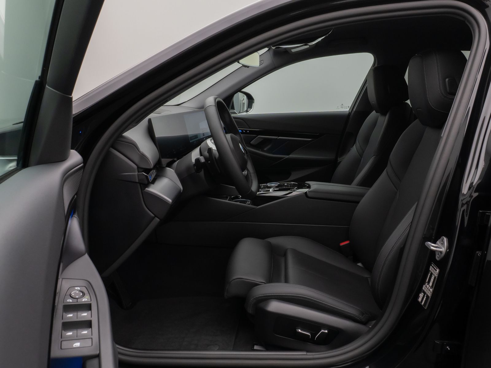 Fahrzeugabbildung BMW 520d Kamera DAB H/K Leder AdaptivLED Alarm Sport