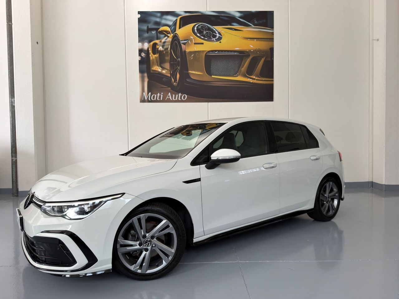 Volkswagen Golf 1.5 eTSI 150 CV EVO ACT DSG R-Li imagem 2