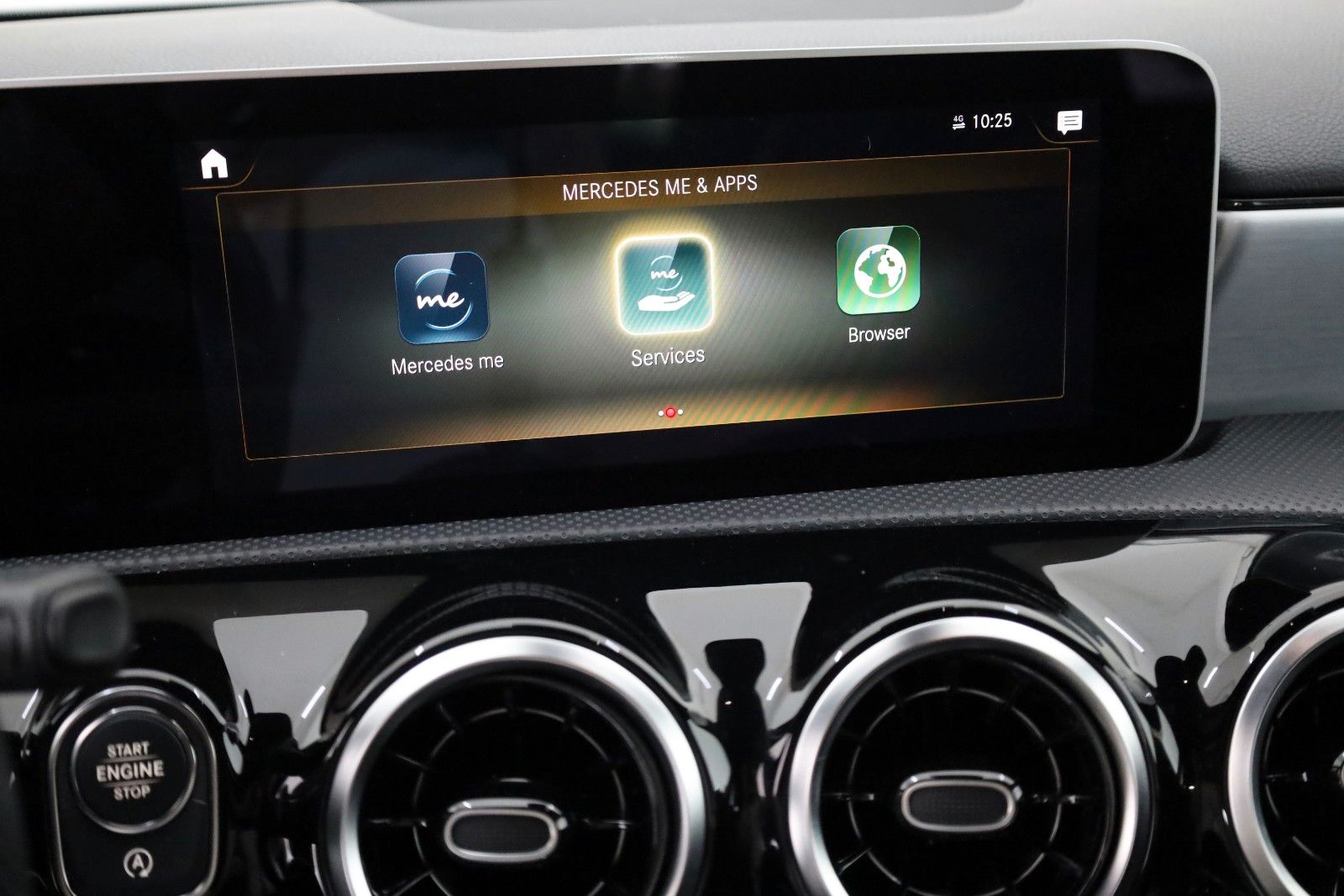 Fahrzeugabbildung Mercedes-Benz A 220 AMG Line T.Leder,Navi,LED,Kamera,SH,SR+WR