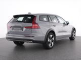 Volvo V60 Cross Country B4 AWD Plus+WINTERPAK+AHK+ - Volvo V60 Cross Country: Plus