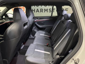 Fahrzeugverkauf 26 Skoda Kodiaq 2.0 TDI 142 kW 4x4 Sportline*7-Sitze* AHK