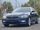 BMW 530 d XDRIVE*LUXURY LINE*DVD*DISTRONIC*GARANTIE - BMW 530 Gebrauchtwagen in Mülheim (Ruhr)