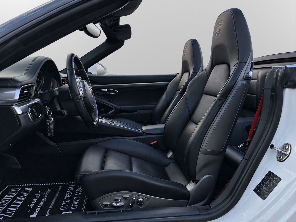 PORSCHE 911 2012