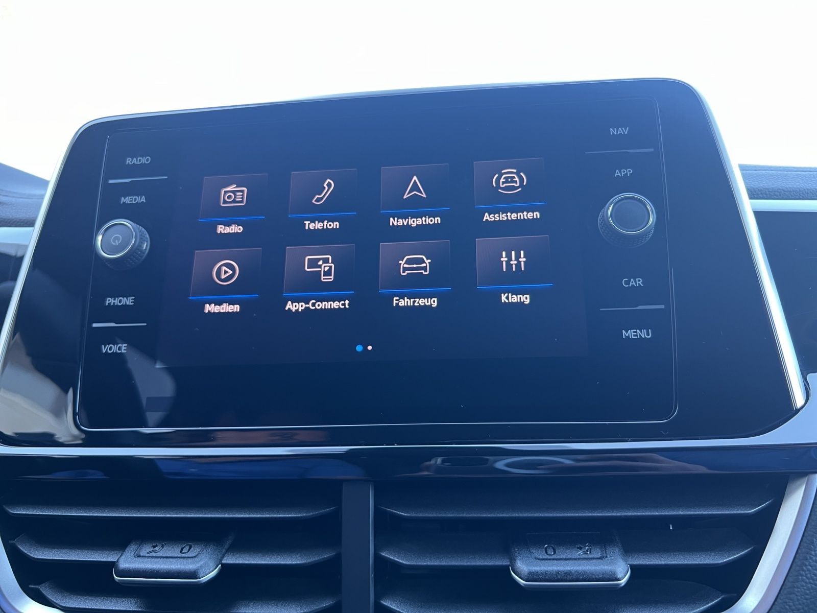 T-Roc R-Line 1.5 TSI DSG*LED*AHK*Navi*Klima