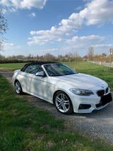 BMW 220i Cabrio M Sport  Fahrfreude  pur  - BMW 2er-Reihe F22 mit Benzin-Antrieb