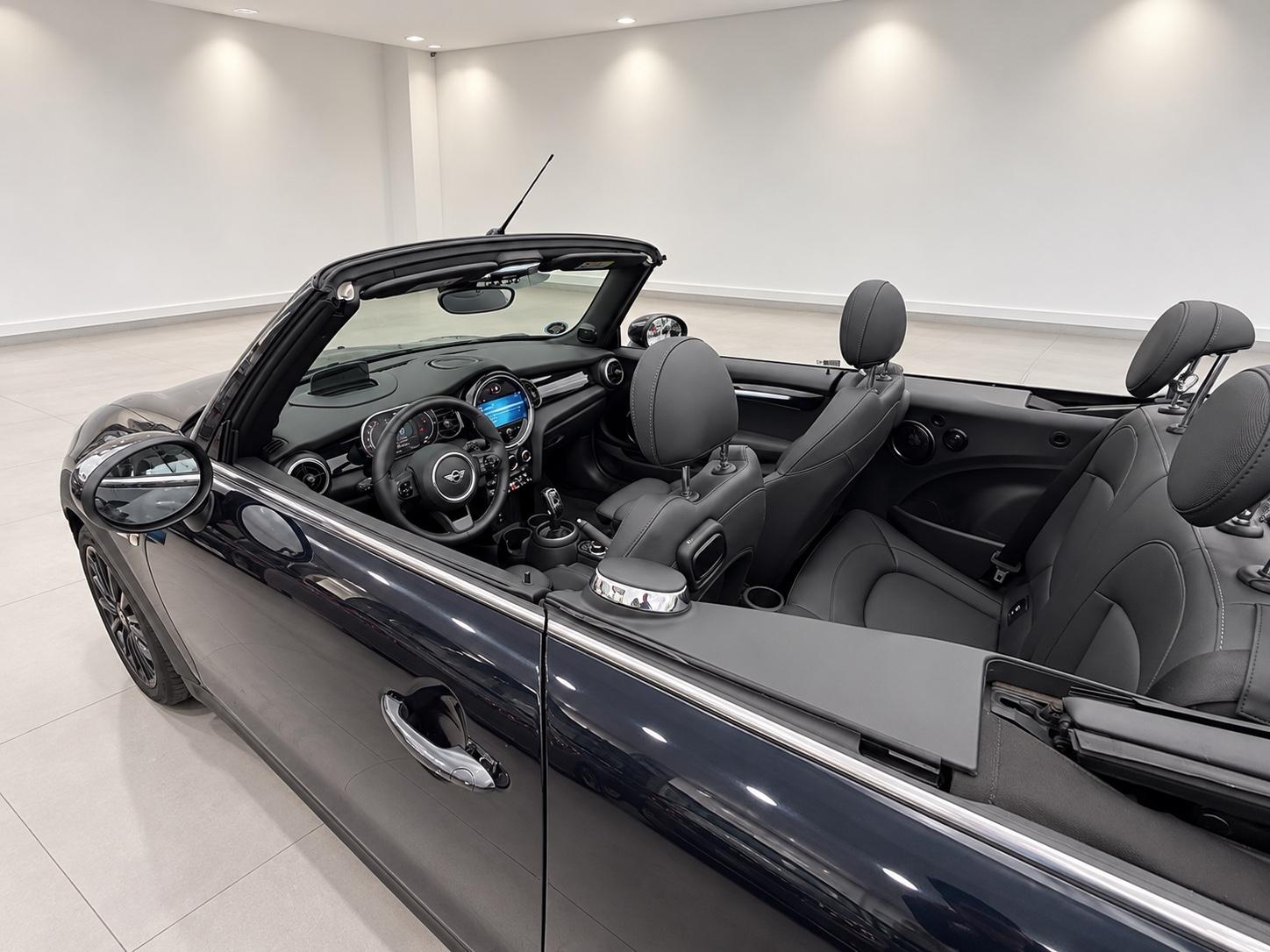 MINI Cooper S Cabrio