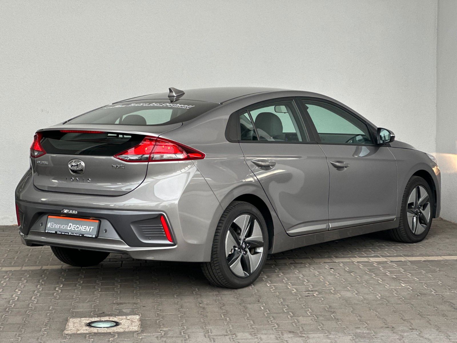 Fahrzeugabbildung Hyundai IONIQ Trend HEV 1.6l 105PS Carplay/Kamera!