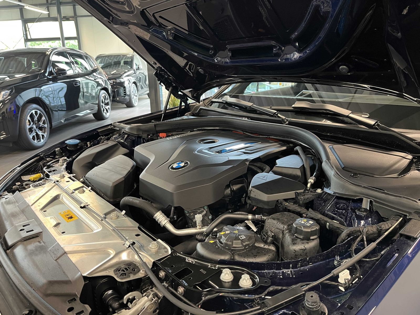 BMW 330 - Bild 25
