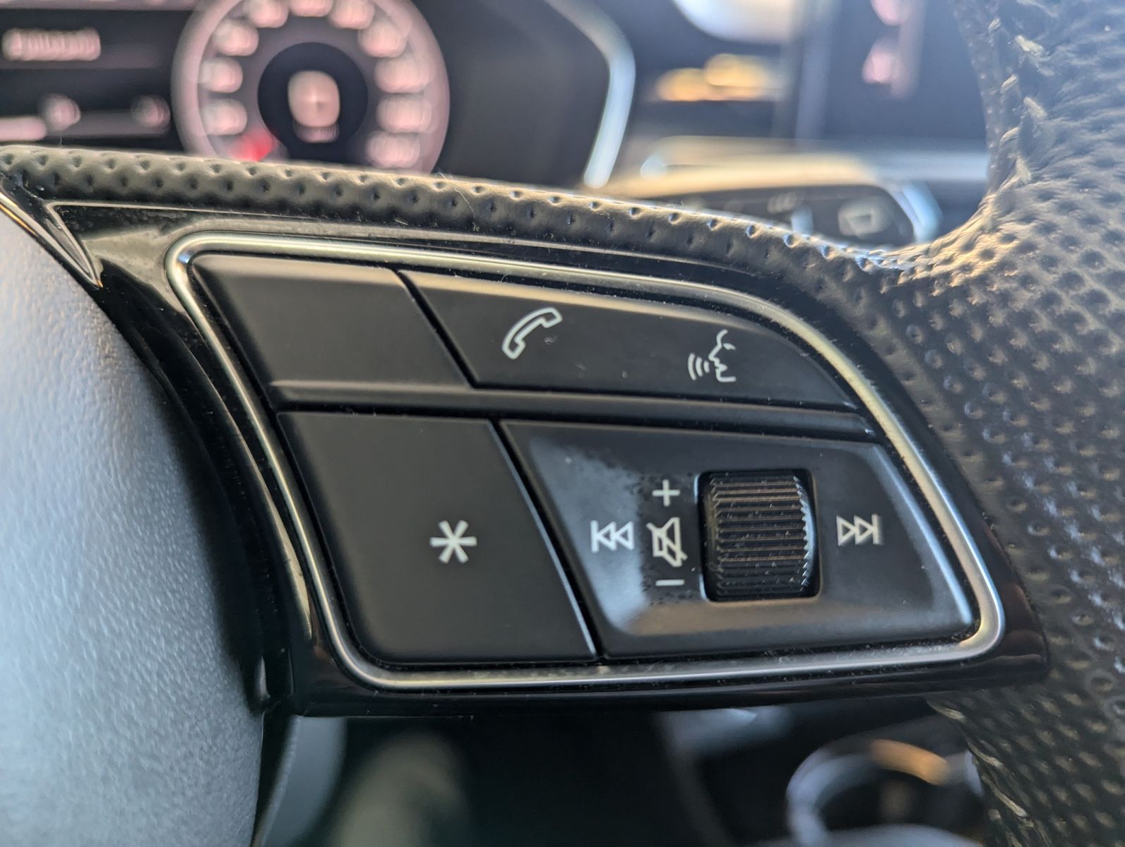 AUDI A4 35 TDI S-Line Pano LED Virtual Cam ACC 18 - Image 25