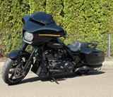 Harley-Davidson Street Glide (FLHX)