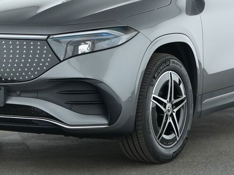 Fahrzeugabbildung Mercedes-Benz EQA 300 4M AMG *Bonus* Ambi+Kam+Totw+WinterPak