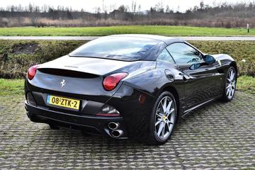 2009 Ferrari CALIFORNIA — миниатюра 12