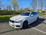BMW 5er Touring, weiß, G31, M-Sport, 8 fac... - BMW: 8er