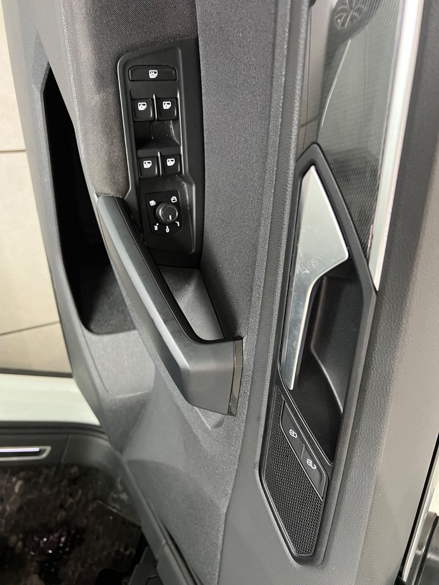 Fahrzeugabbildung Volkswagen Tiguan Comfortline 2.0TDI *DIGITALTACHO*LED*360°