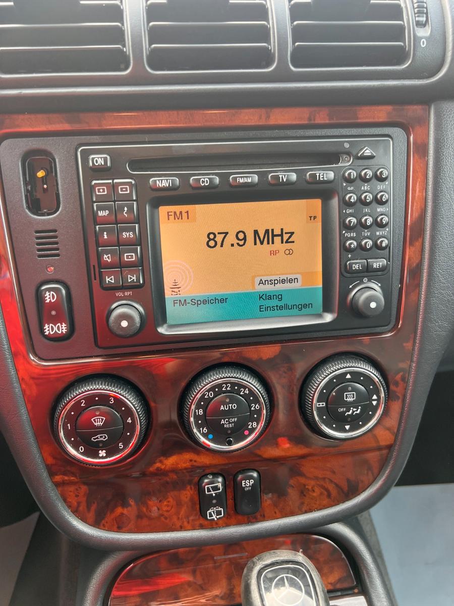 Mercedes-Benz ML270 2004 — photo 17