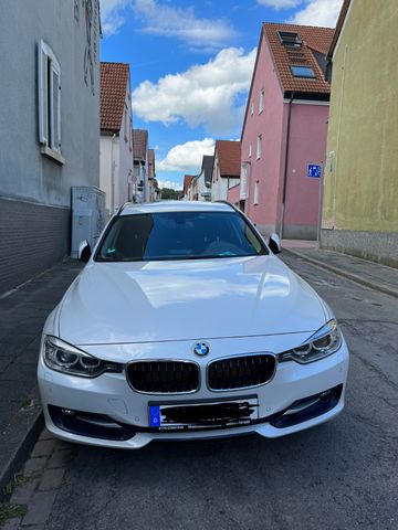 BMW 320d xDrive Touring -