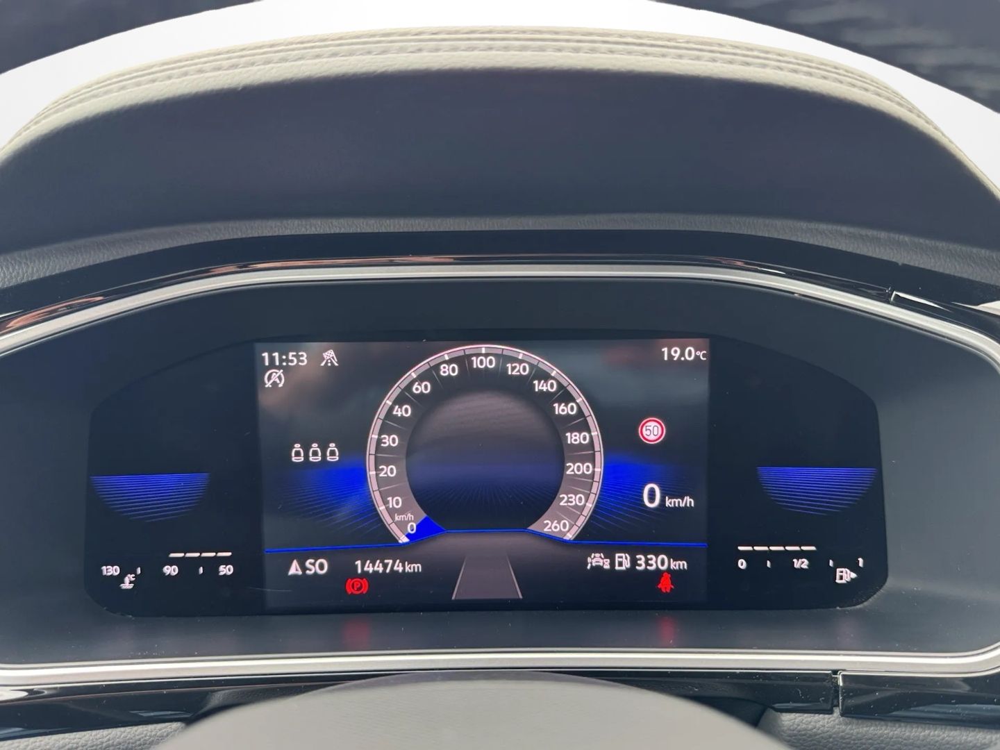 T-Roc 1.0 TSI R-LINE *LED+*NAVI*ACC*