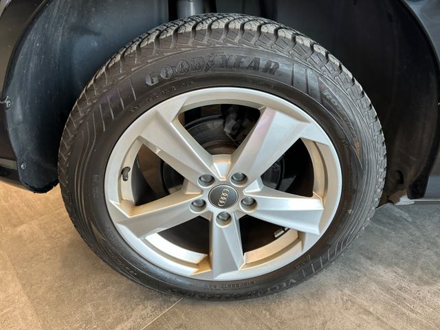 Audi Q2 30 TFSI sport *NAVI*TEMPOMAT*PDC*LED*SZHZ*