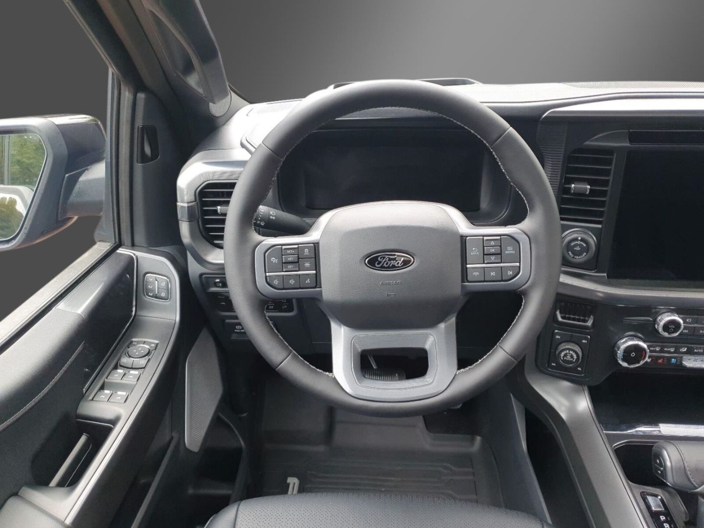 Fahrzeugabbildung Ford F 150 Lariat Black MY25 5,0-V8 4x4 SuperCrew-Vol
