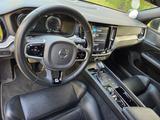 Volvo V60 T6 AWD Geartronic R Design R Design - Volvo V60 von privat