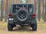 Jeep Wrangler 3.6l V6 Willys, automatic, idealny - Jeep Wrangler mit Benzin-Antrieb: Geländewagen, Automatik