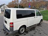 Volkswagen Camping Bus VW T5 mit professionellem Ausbau - Wohnmobil oder -wagen Bus