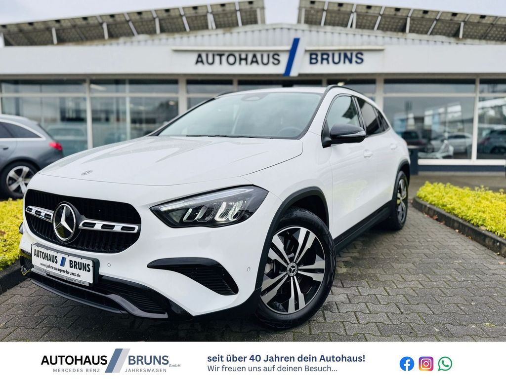 Mercedes-Benz GLA 200