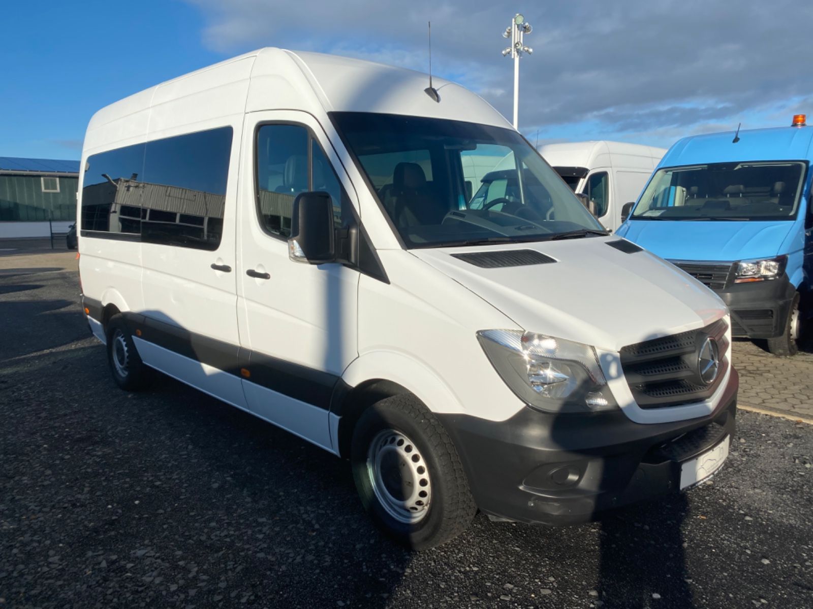 Fahrzeugabbildung Mercedes-Benz Sprinter II Kombi 314 CDI *Behindertengerecht*
