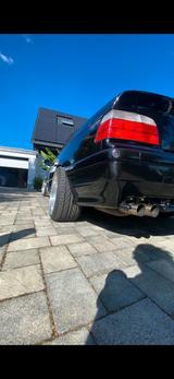 BMW E36 Cabrio 328i ACAutom. Volleverdeck - BMW 328 aus 1998