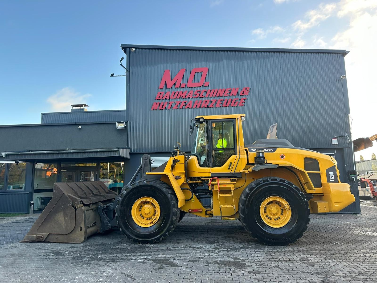 Volvo L 120 H / SW / AC / Hochkippschaufel