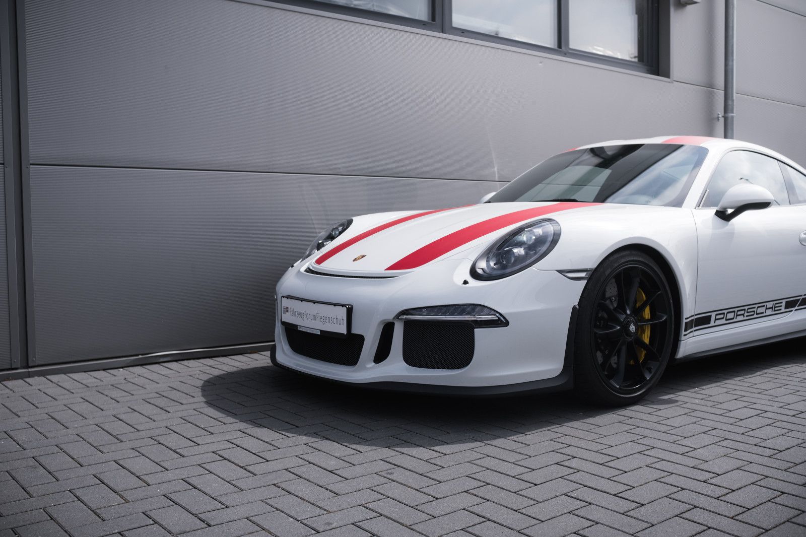 Fahrzeugabbildung Porsche 991/911 R - 985KM-Lift-90L-LED-Einmasse-Approved