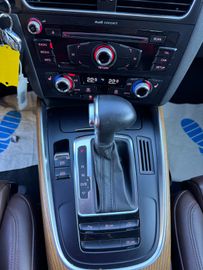 Audi Q5 2.0 TDI  Quattro Automatik+Leder+AHK, Bild 25