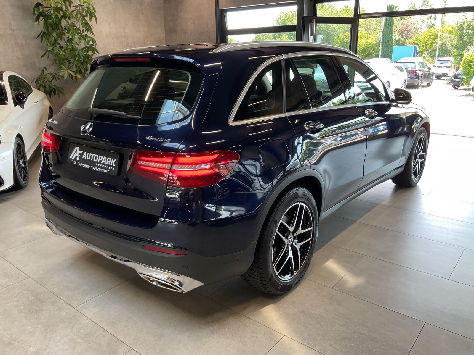 Mercedes-Benz GLC 300 4Matic Exclusive AHK Kamera LED Navi 19 foto 4