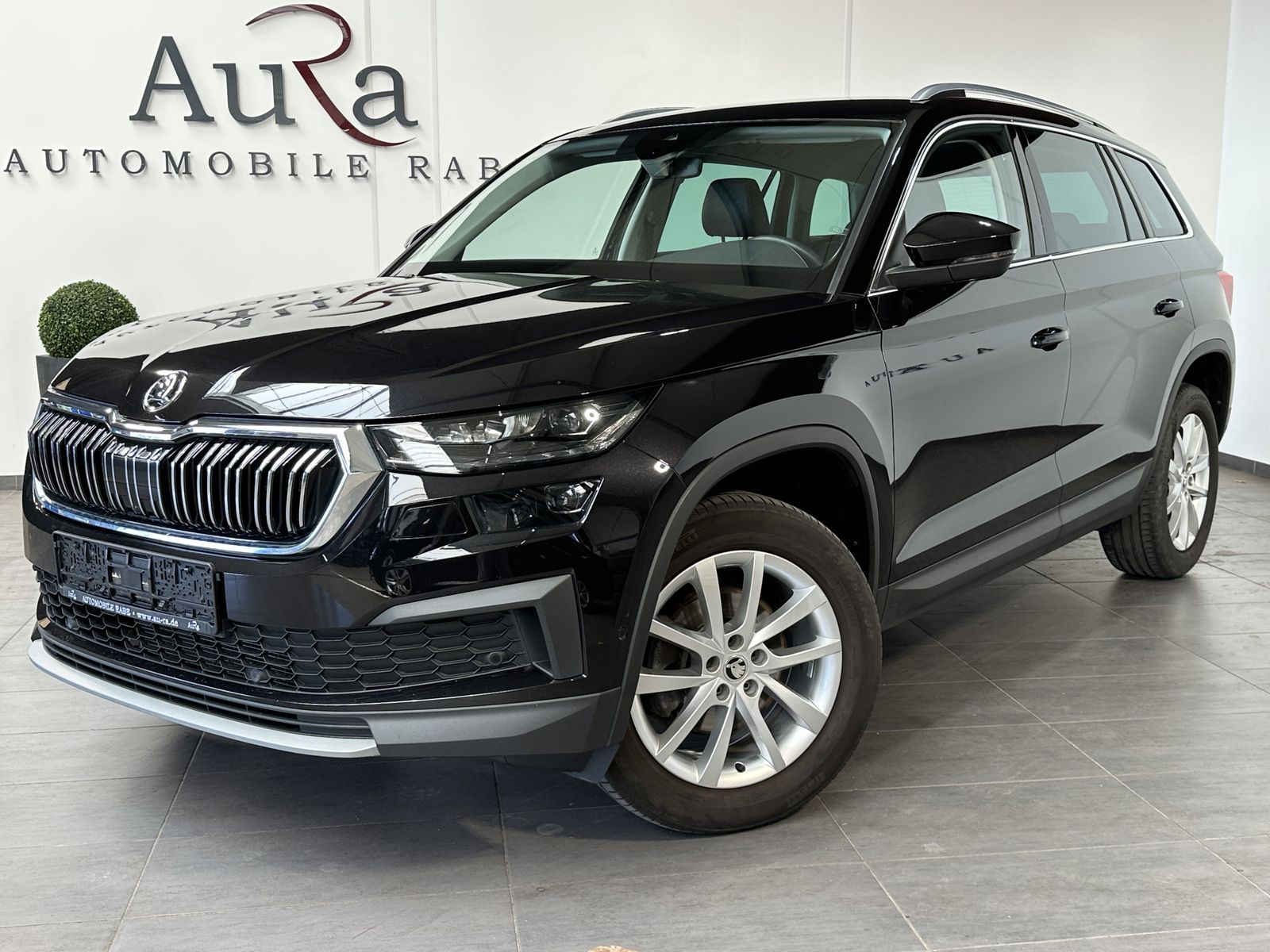Fahrzeugabbildung SKODA Kodiaq 2.0 TDI DSG Style NAV+MATRIX+ACC+AHK+18ZO