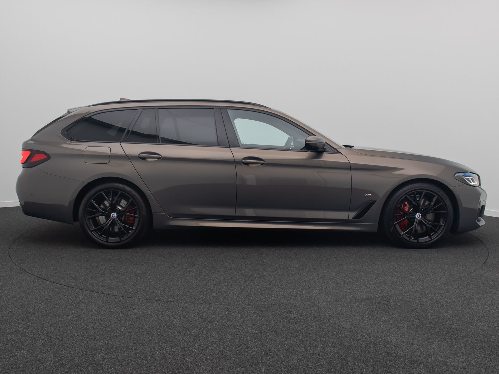 Fahrzeugabbildung BMW 540d xD M Sport Pro Panoram 360°Laser SoftCL HUD