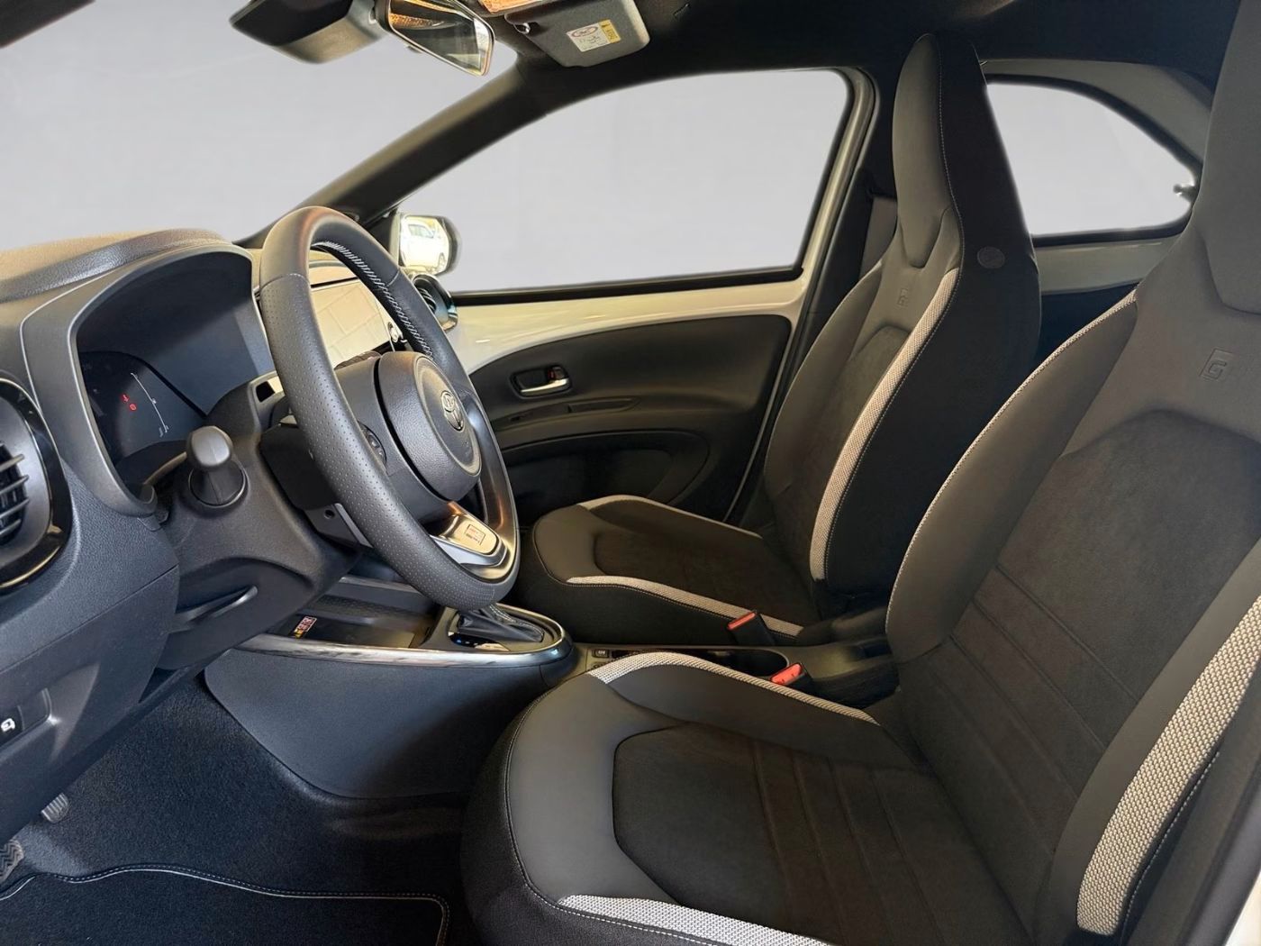 Fahrzeugabbildung Toyota Aygo X 1.5 GR SPORT KAMERA LED NAVI ACC