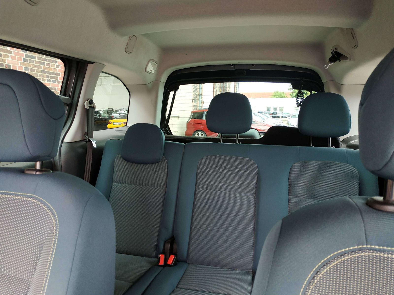 Berlingo 1.2 / TÜV NEU/ Tempomat/ Rückfahrkamera – Bild 21