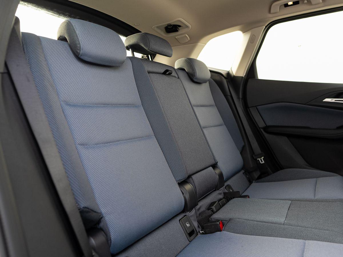 BMW Active 220d Active Tourer AHK PANO Sportsitze SoGlas, миниатюра 17