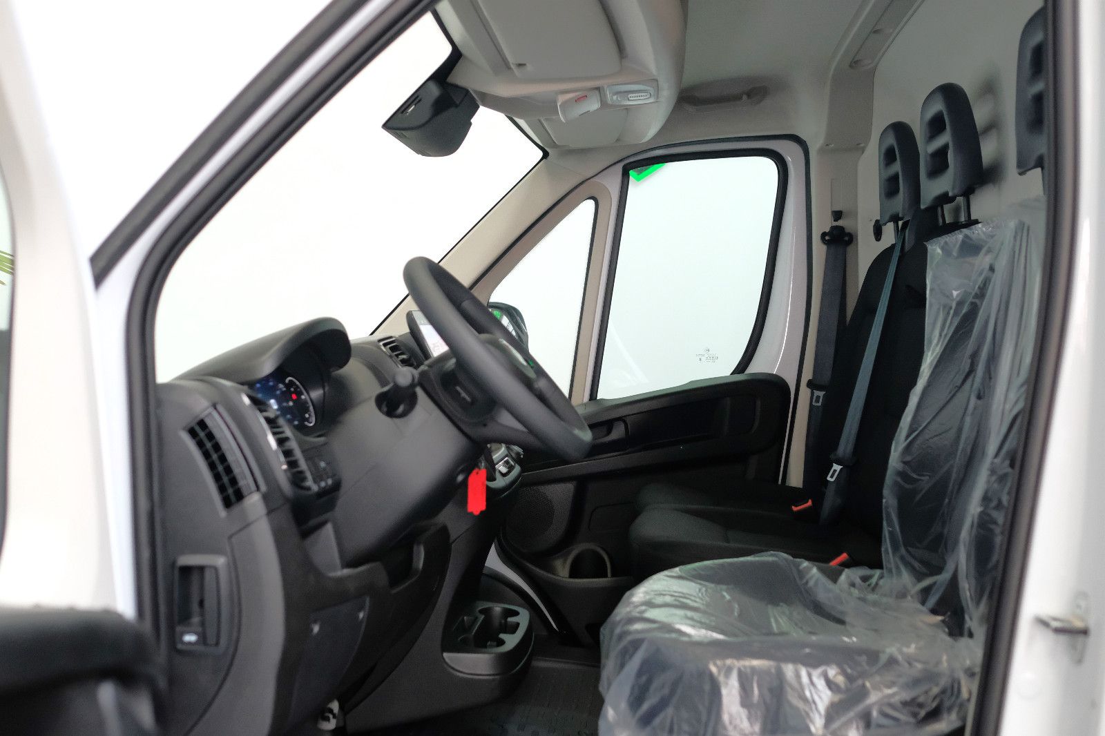 Fahrzeugabbildung Fiat Ducato Maxi 35 180 L4H3 HOCHDACH AUTOMATIK